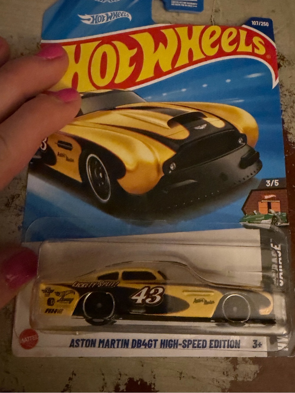 NEW Hot Wheels Aston Martin DB4GT High-Speed Edition - Yellow & Black Great Gift